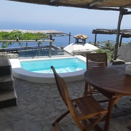 Eleanor' S Garden Ravello