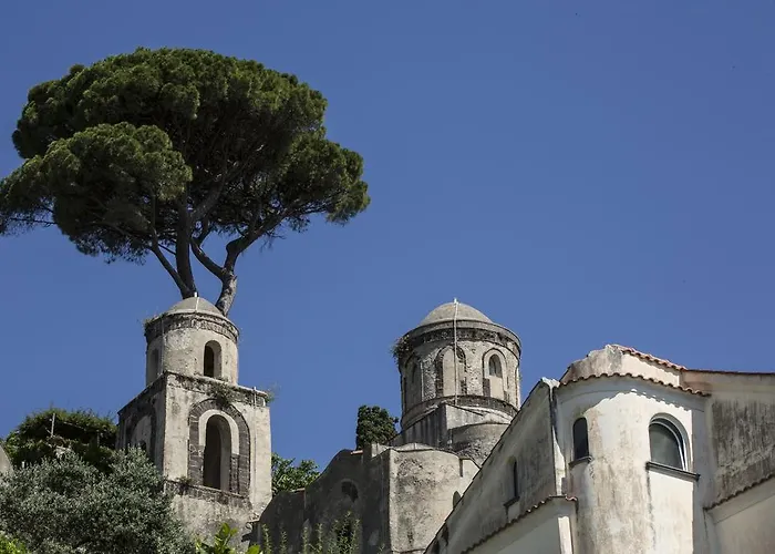 Pensión Eleanor' S Garden Ravello